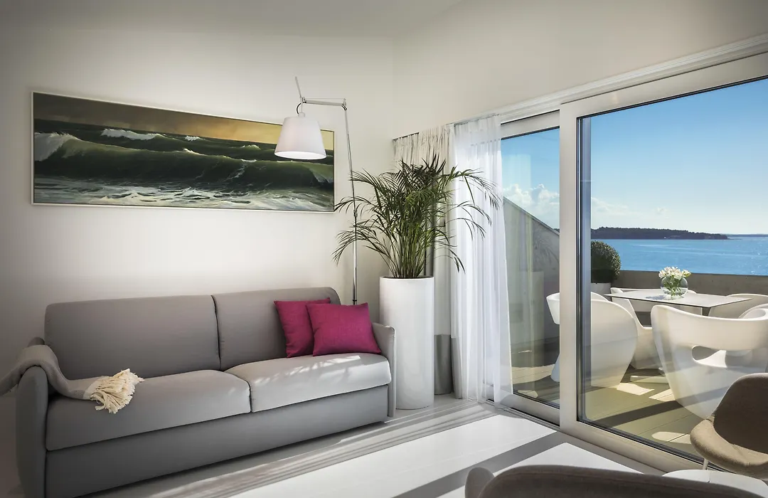 Rivalmare Beach Boutique Hotel-1