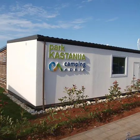 Camping Adria Mobile Homes In Camping Kastanija-2